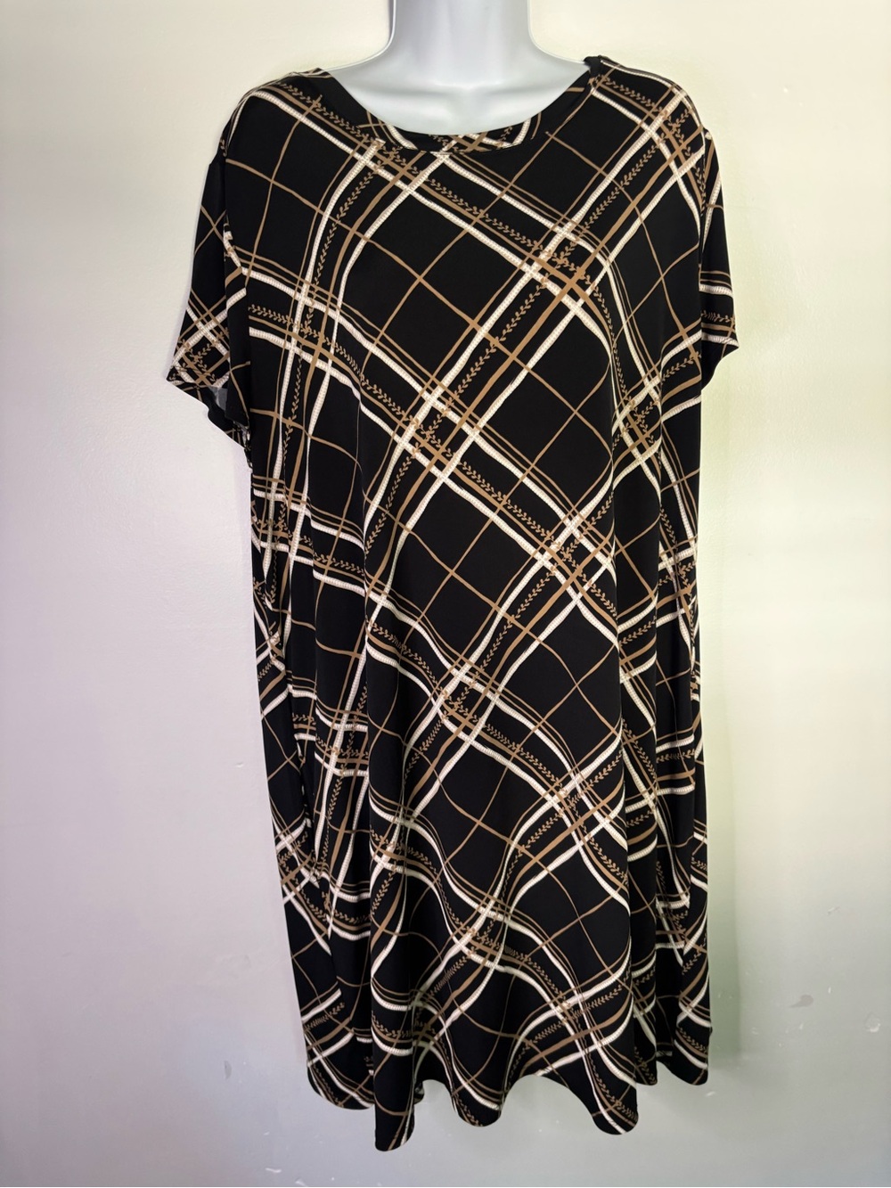 Apt. 9 Plaid Shift Dress with Pockets - Size XXL Black & Beige